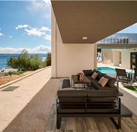 6 bedroom villa with heated pool near Omis, sleeps 12